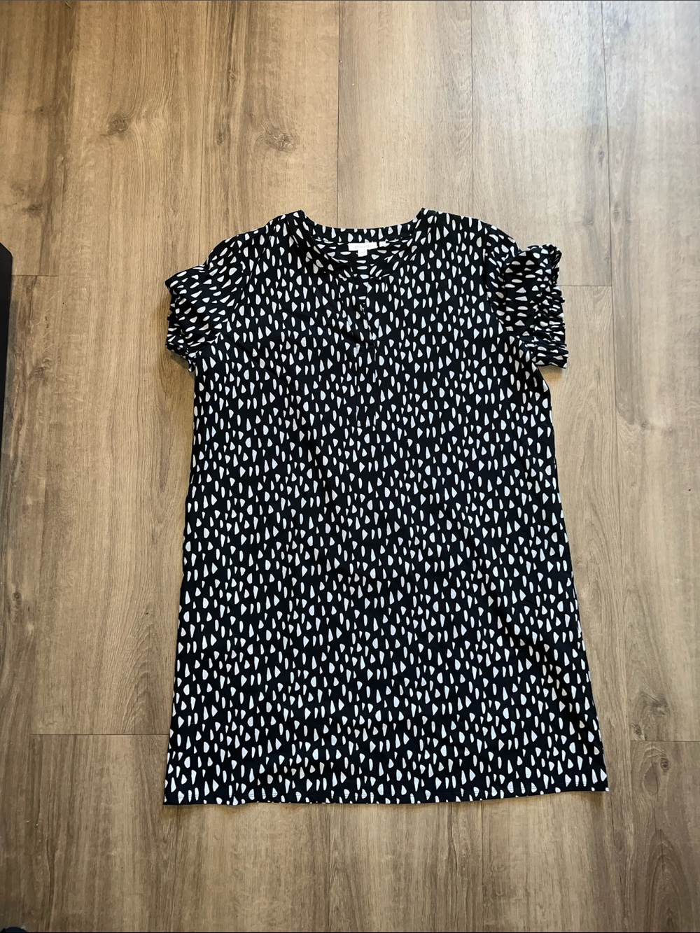 Chico's Black and White Printed Short Sleeve Dress